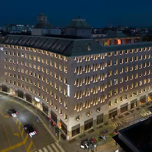 Radisson Collection Hotel, Santa Sofia ***** Mediolan