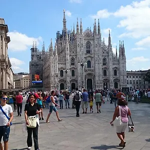 Flat In Duomo Apartment