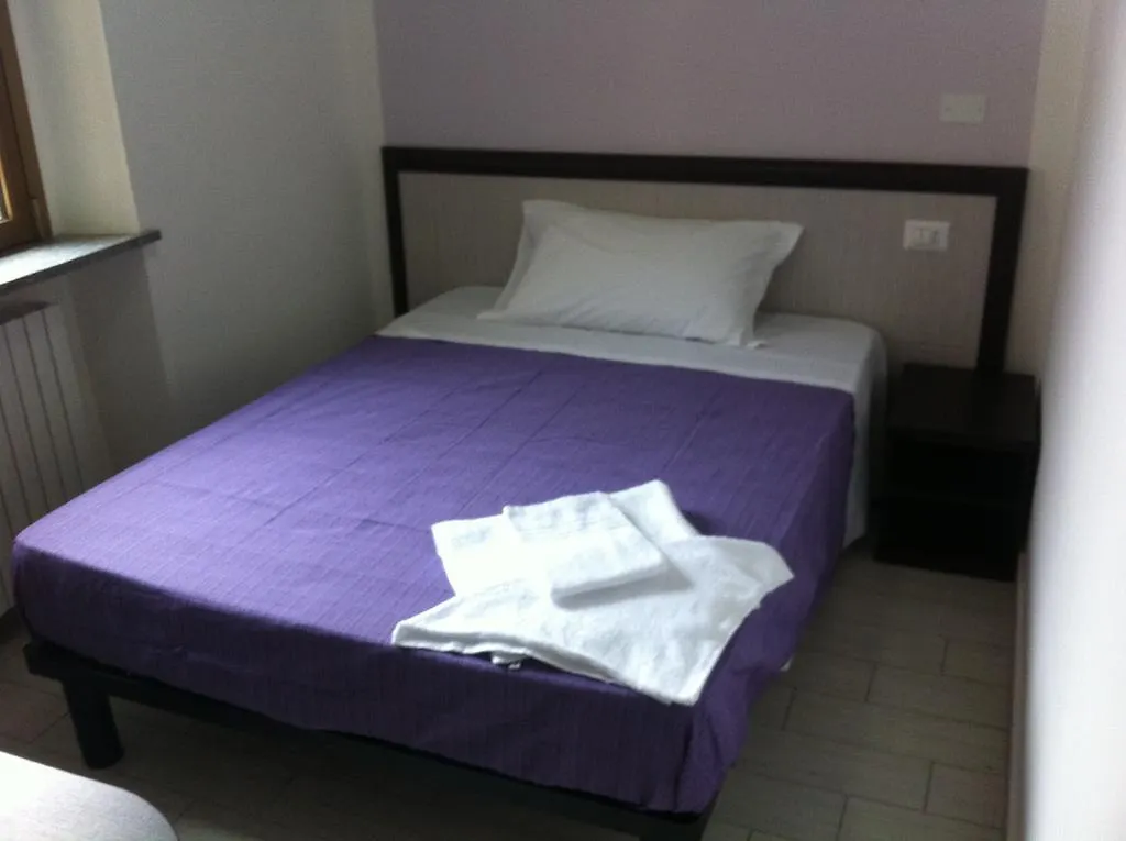 Hotel Poma Milan 3*,  Italy