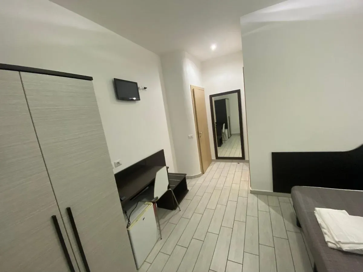 HOTEL Poma Mediolan