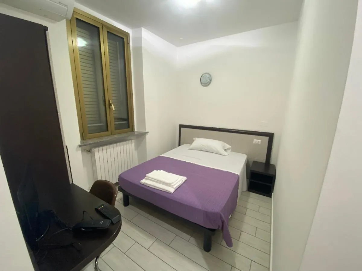 HOTEL Poma Mediolan 3*,