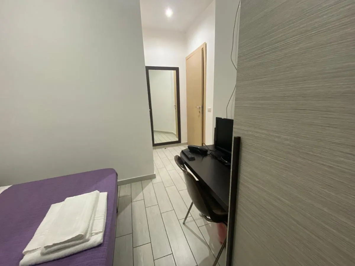HOTEL Poma Mediolan Włochy